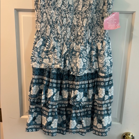 Floral Smocked Top in Blue and White - Picture 2 of 6